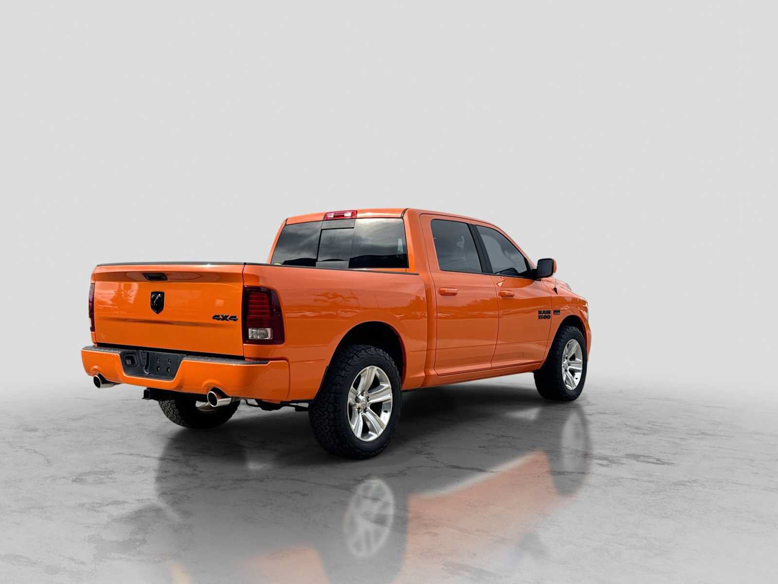 Used 2015 RAM 1500 Sport w/ Ignition Orange Sport Package AWD/4WD image 6