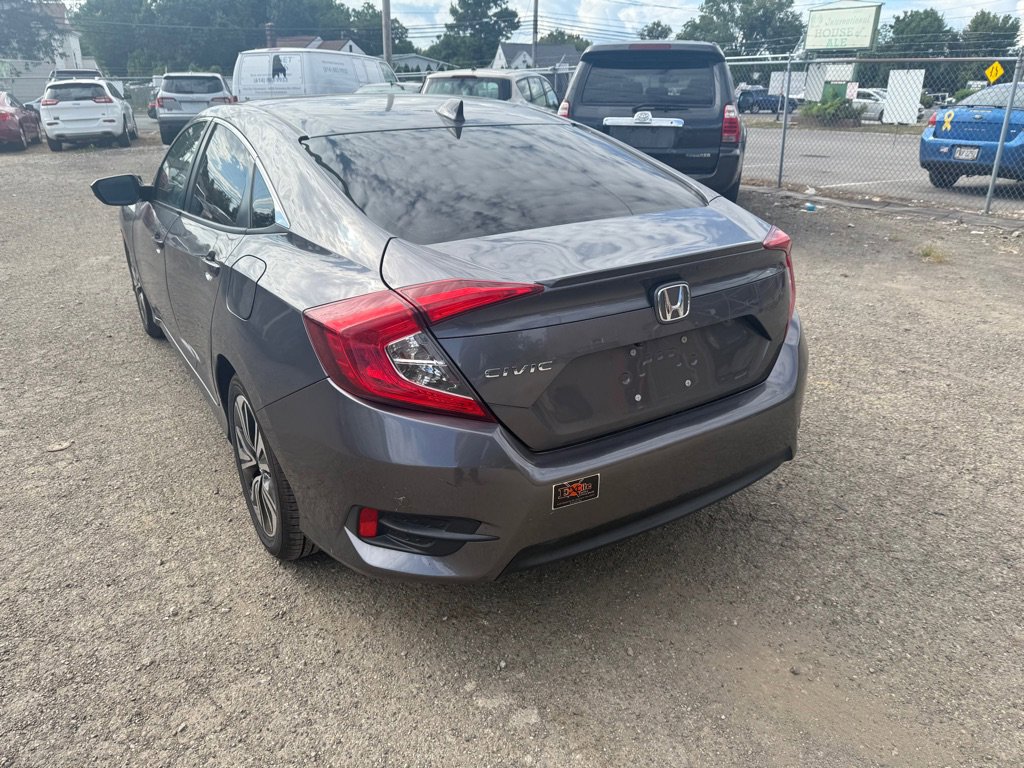 Used 2018 Honda Civic EX-T image 5