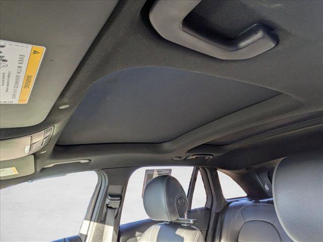 Used 2021 Mercedes-Benz GLC 300 image 21