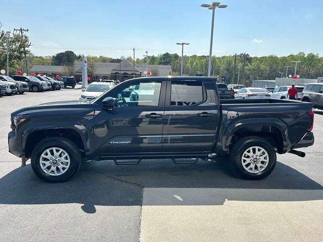 Used 2025 Toyota Tacoma SR5 image 6