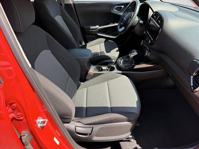 Used 2022 Kia Soul GT-Line FWD image 23