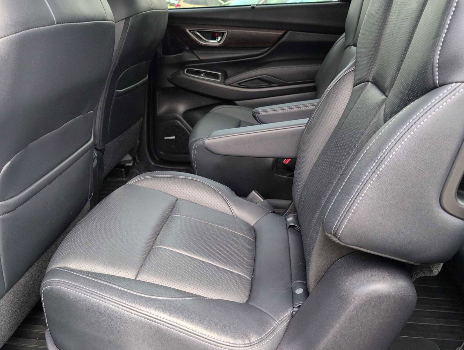 Used 2023 Subaru Ascent Touring AWD/4WD image 19