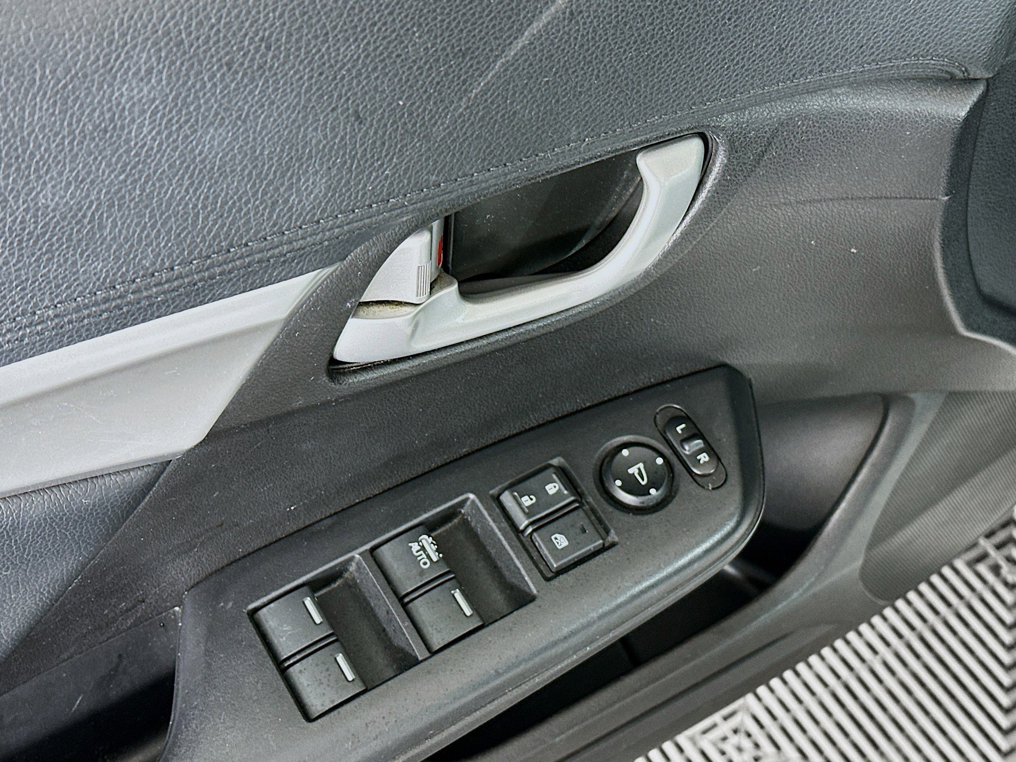 Used 2014 Honda Civic EX-L image 15