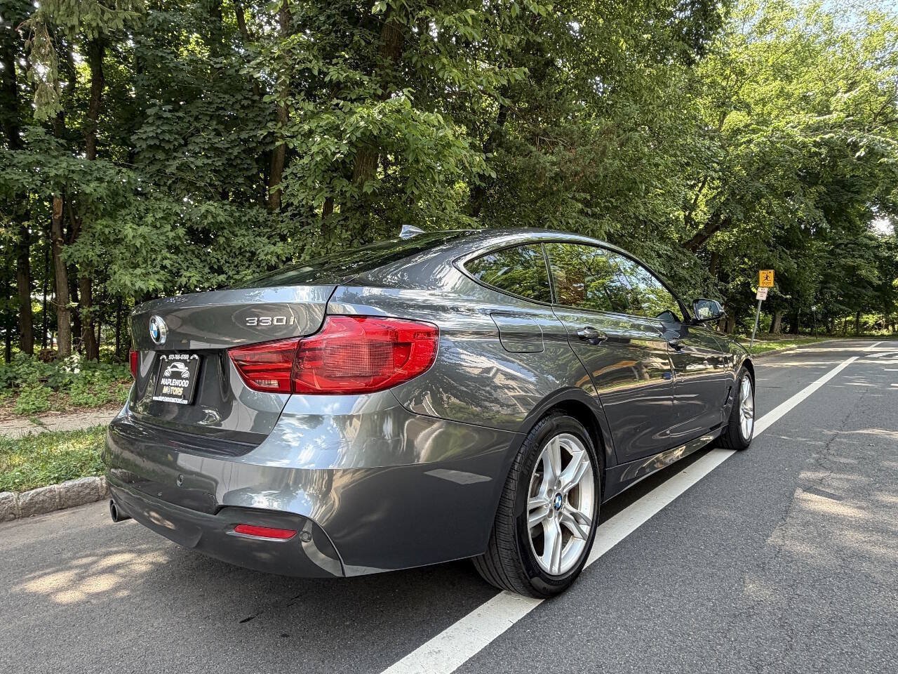 Used 2017 BMW 330i Gran Turismo xDrive AWD/4WD image 5