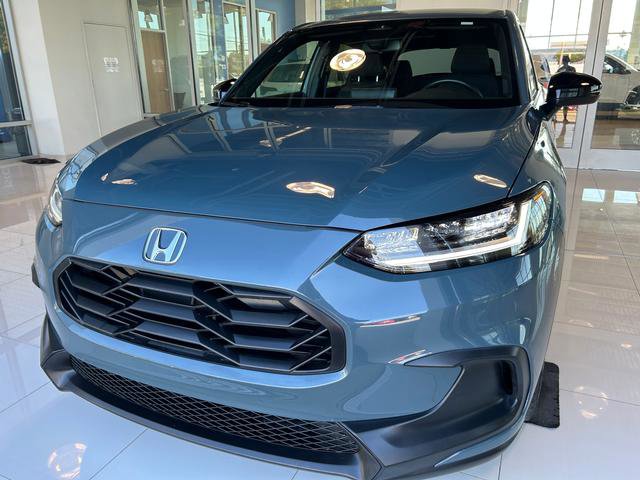 Used 2023 Honda HR-V Sport image 3
