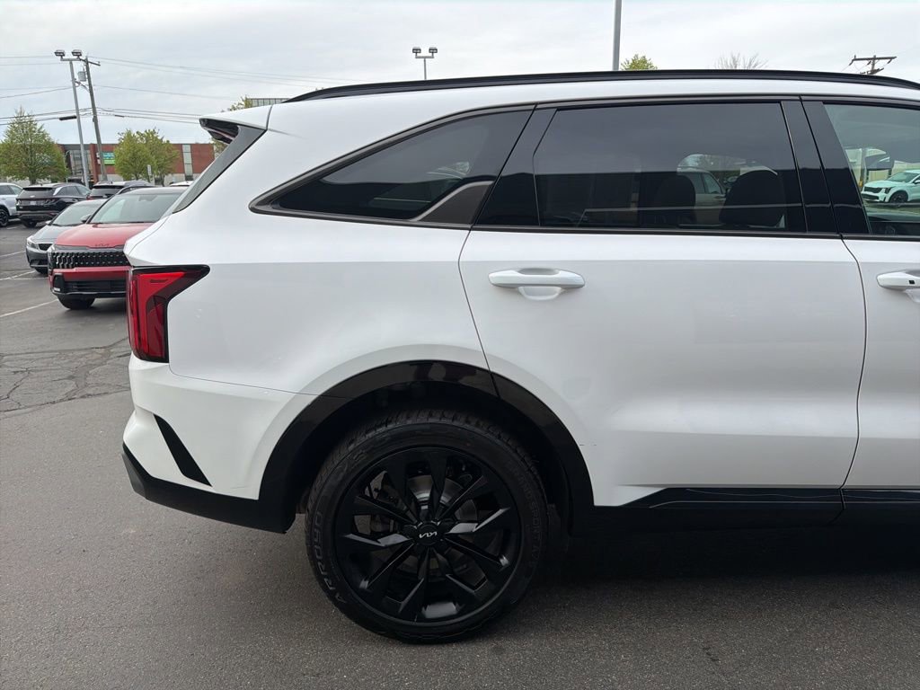 Certified 2023 Kia Sorento SX AWD/4WD image 7