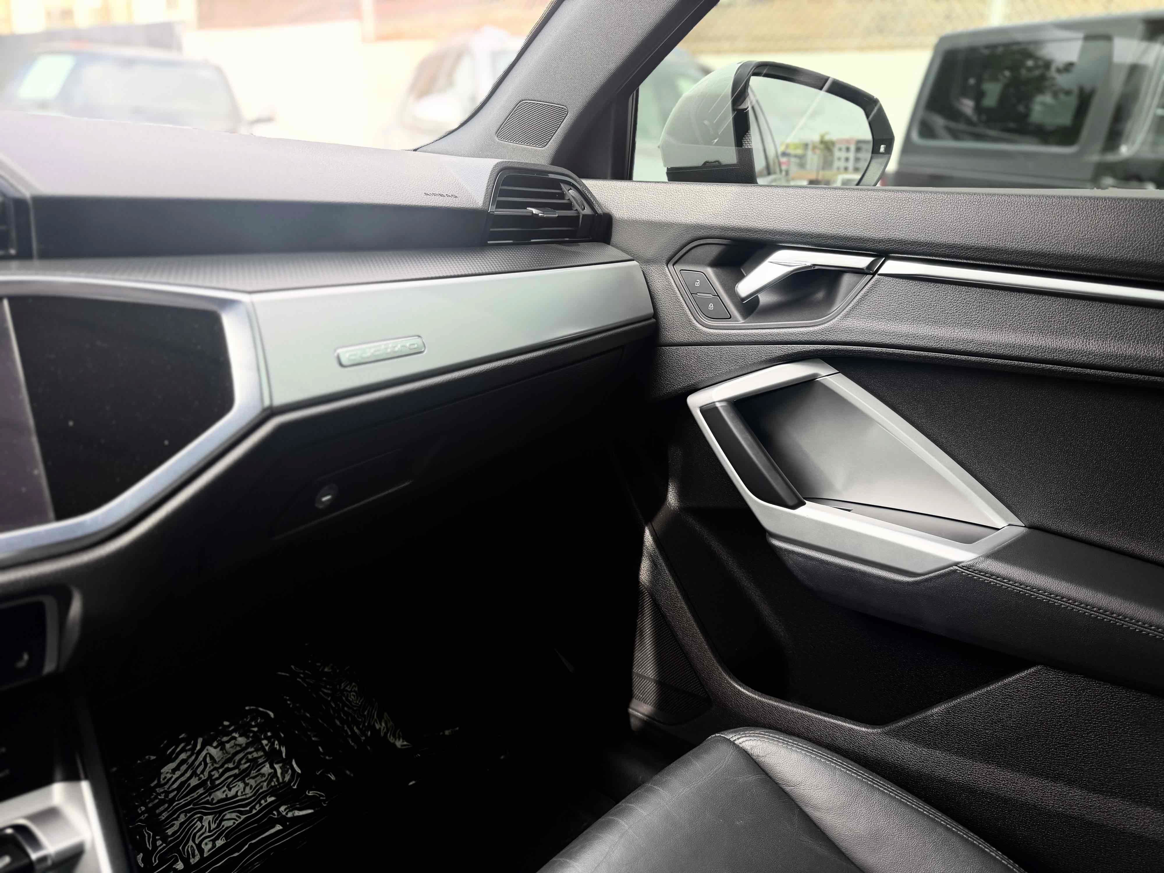Used 2020 Audi Q3 2.0T Premium AWD/4WD image 37