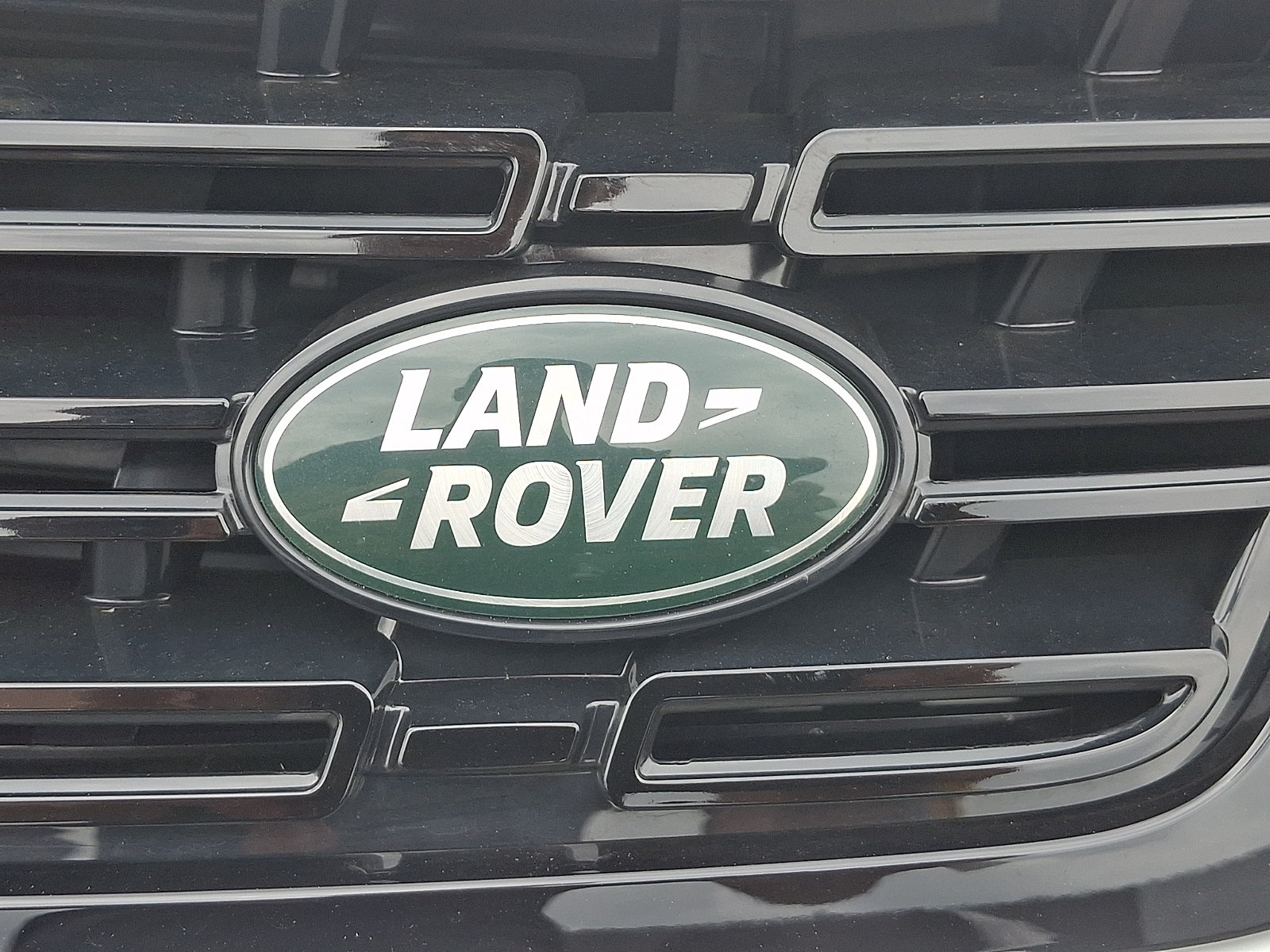New 2026 Land Rover Range Rover Sport SE AWD/4WD image 23