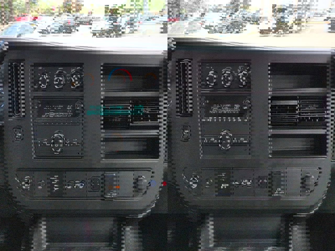 Used 2019 Chevrolet Express 3500 LT w/ LT Preferred Equipment Group image 16