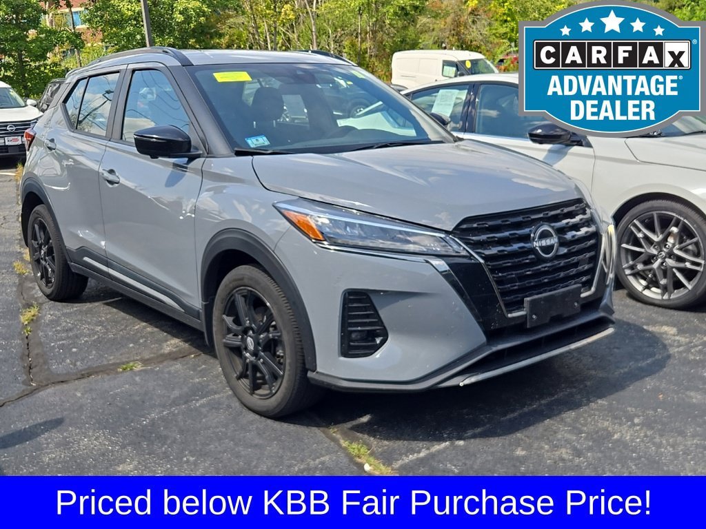 Used 2024 Nissan Kicks SR FWD image 2