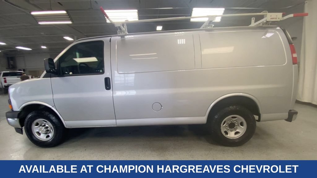 Certified 2022 Chevrolet Express 2500 w/ Enhanced Convenience Package RWD image 7
