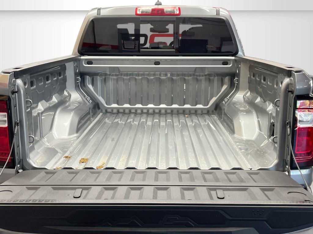 Used 2026 GMC Canyon AT4 w/ Technology Plus Package AWD/4WD image 28