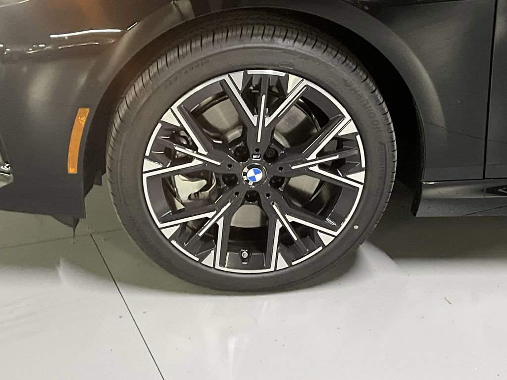 Used 2025 BMW 228i xDrive w/ Premium Package image 10