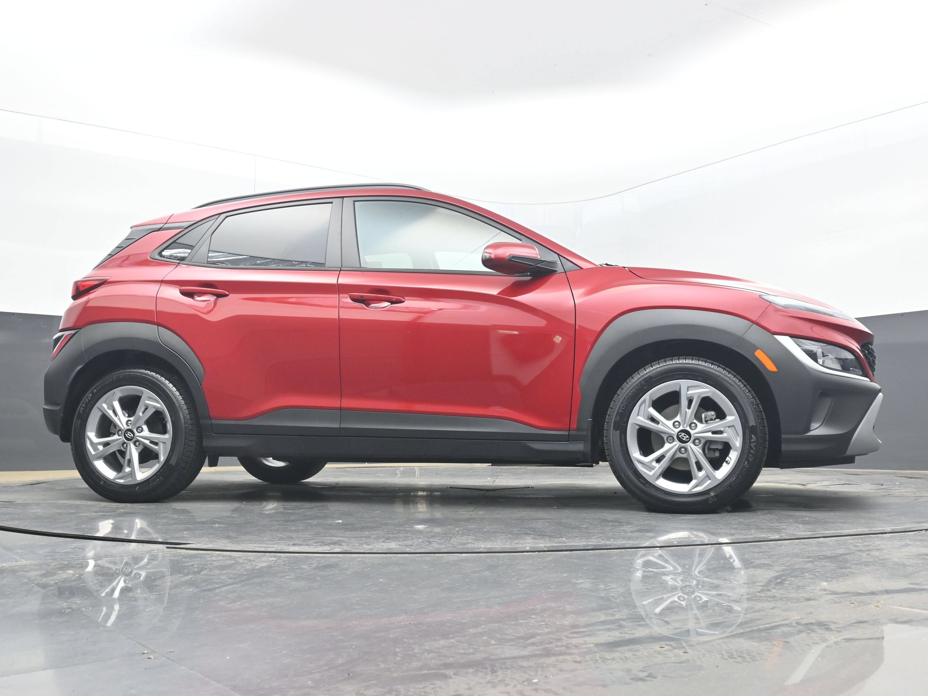 Used 2022 Hyundai Kona SEL w/ Cargo Package FWD image 23