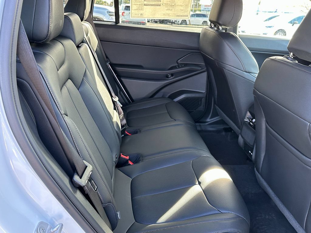 New 2026 Jeep Cherokee Limited AWD/4WD image 16