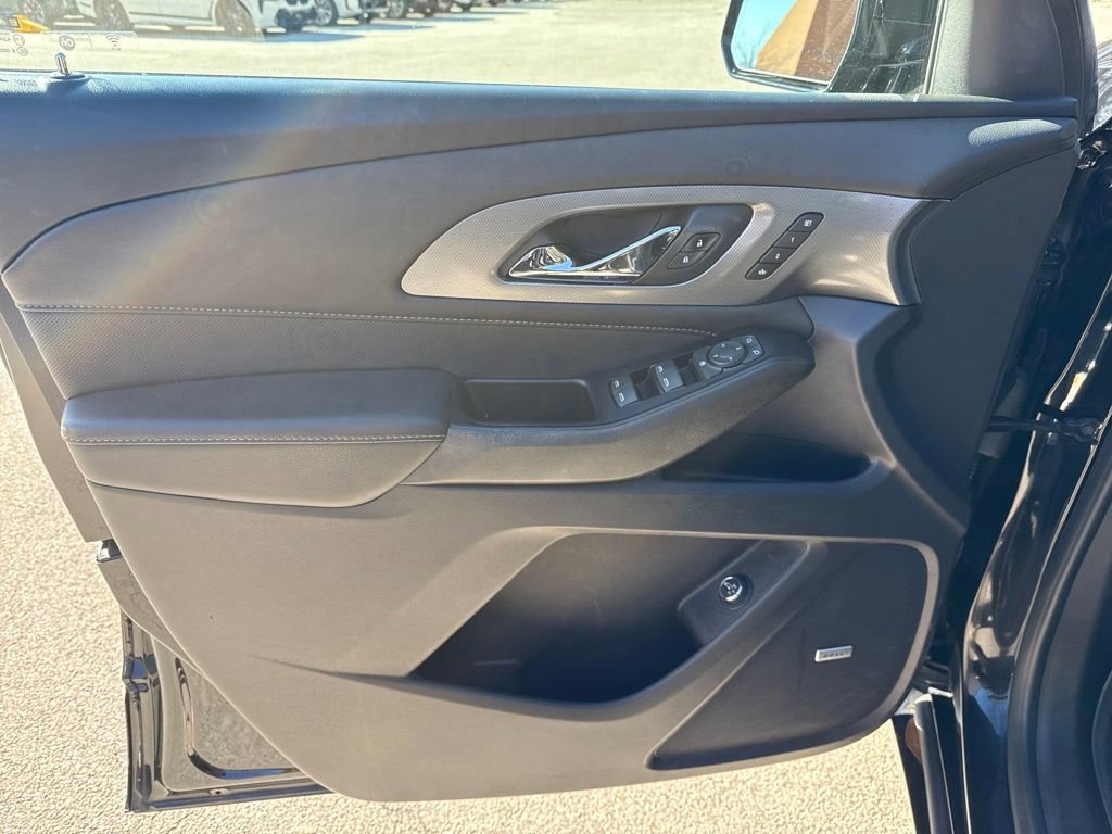Used 2019 Chevrolet Traverse Premier w/ Redline Edition image 13