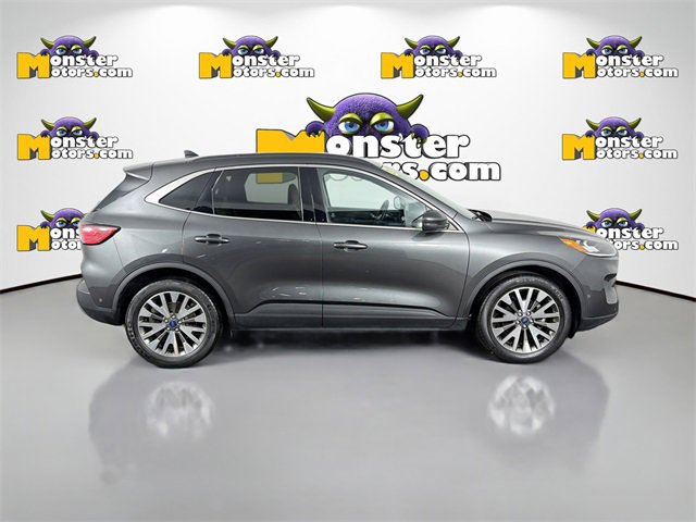 Used 2020 Ford Escape Titanium image 4