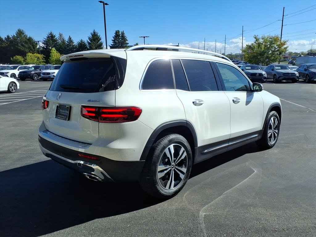 New 2025 Mercedes-Benz GLB 250 4MATIC image 6
