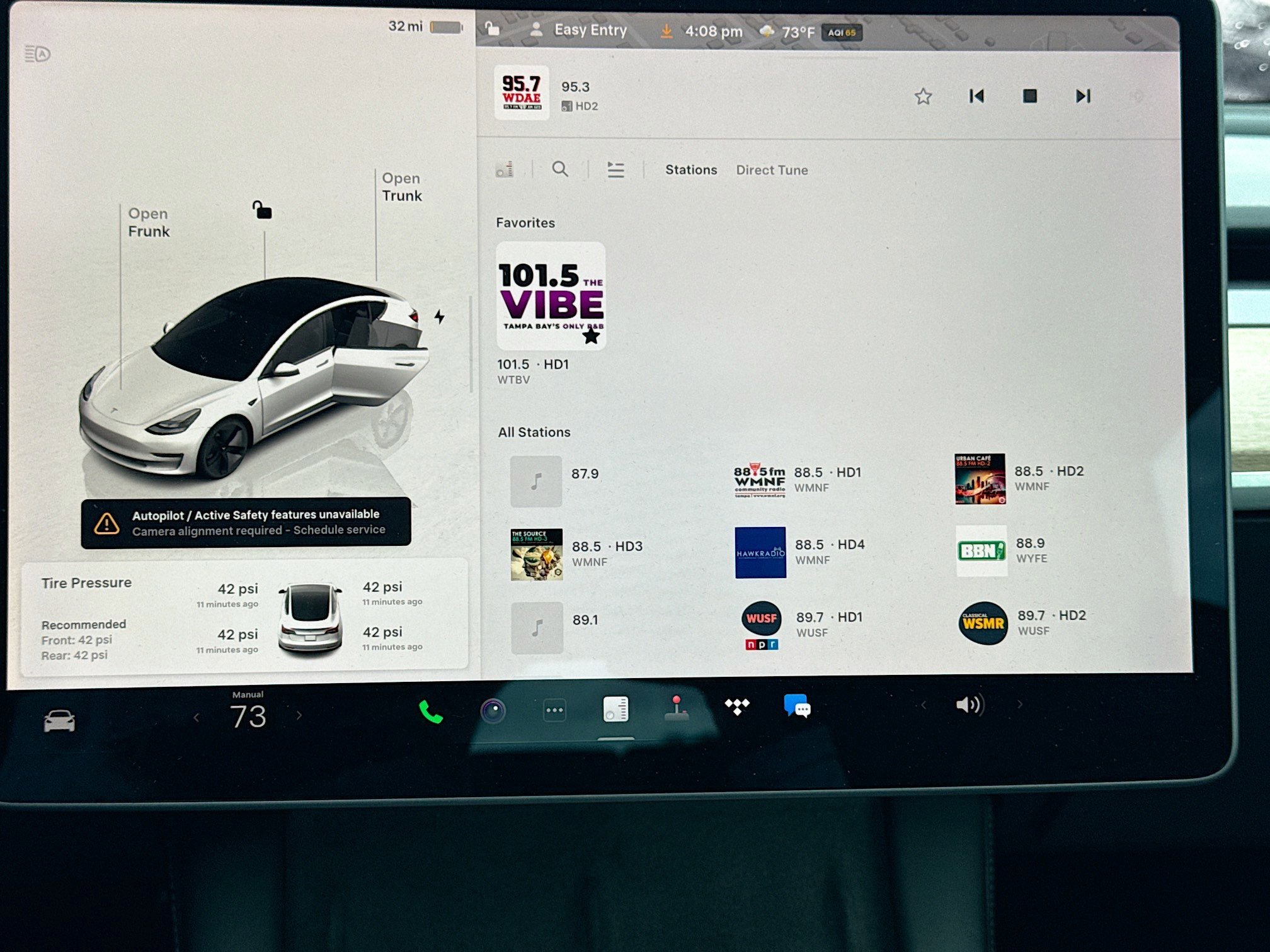 Used 2023 Tesla Model 3 Standard Range RWD image 31