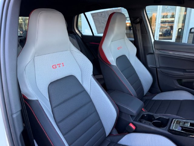 Certified 2024 Volkswagen GTI SE FWD image 23