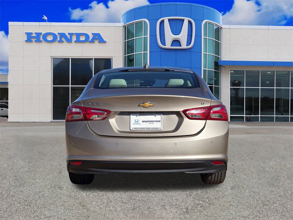 Used 2024 Chevrolet Malibu LT image 4