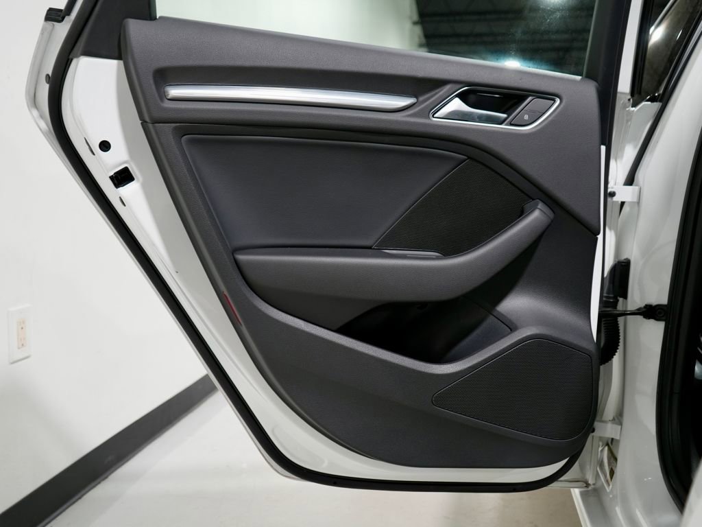 Used 2020 Audi A3 2.0T Premium image 28