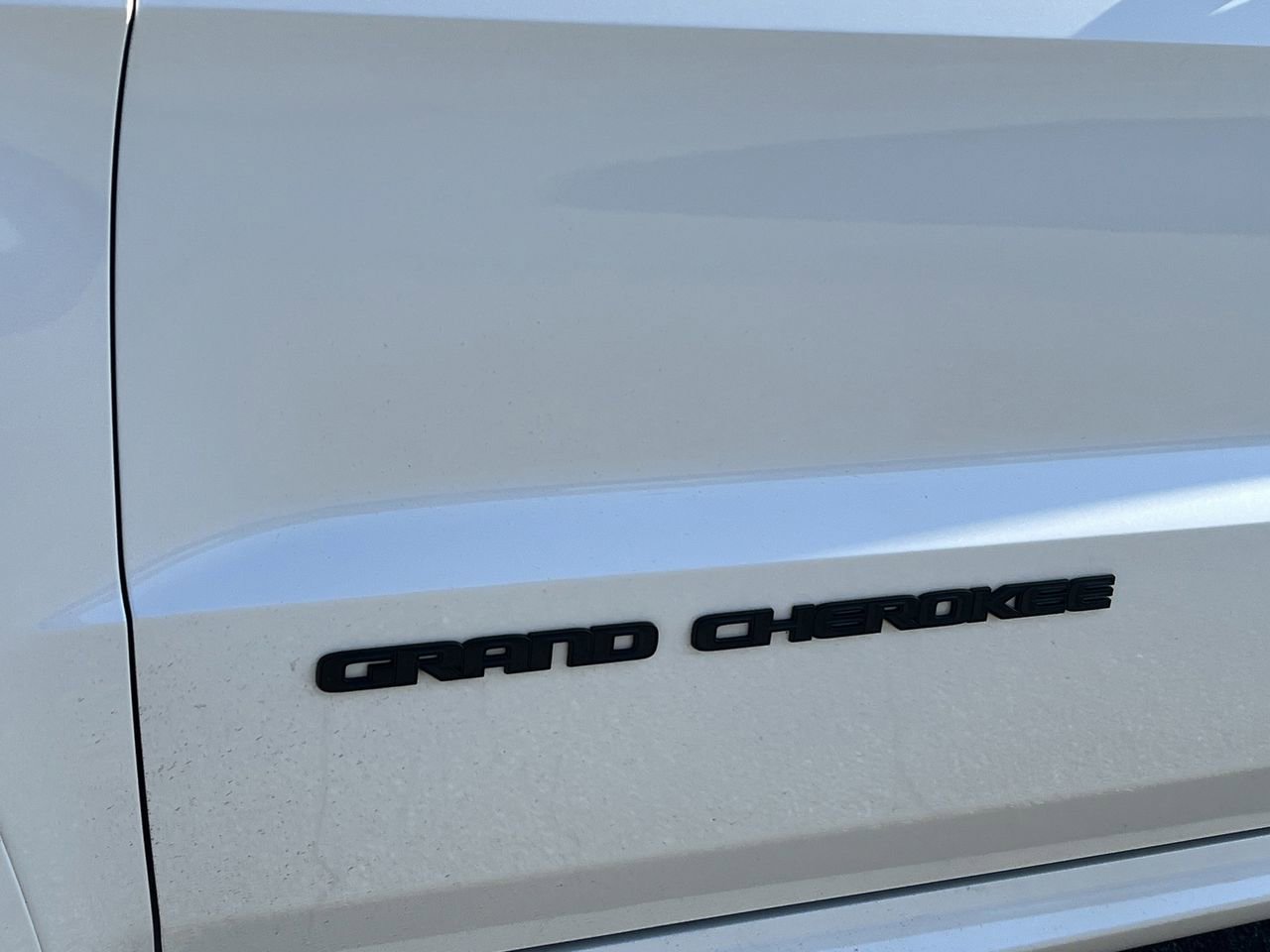 Used 2020 Jeep Grand Cherokee SRT image 40