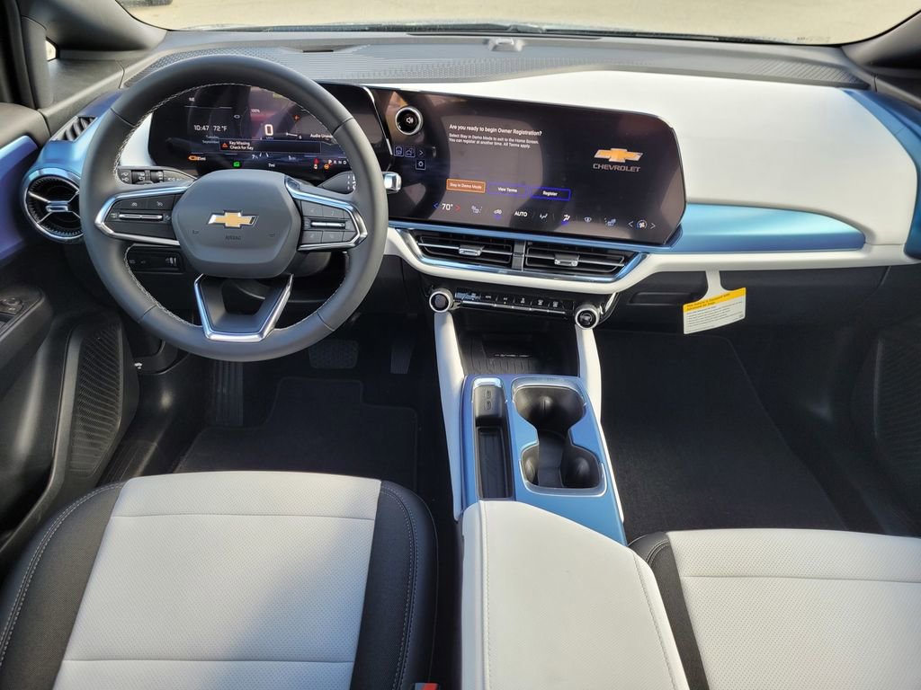 New 2026 Chevrolet Equinox EV LT image 10