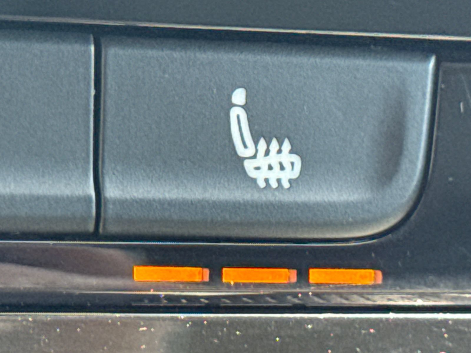 Certified 2023 Volkswagen Taos SE AWD/4WD image 36