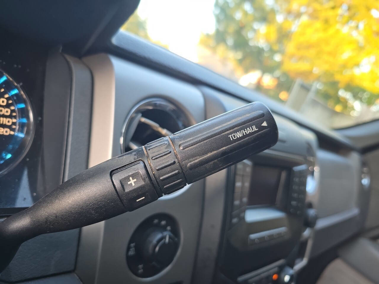 Used 2014 Ford F150 XLT w/ Equipment Group 302A Luxury image 24