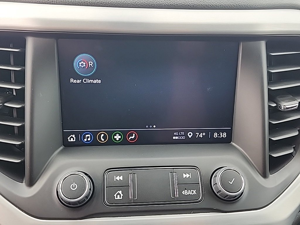 Certified 2023 GMC Acadia SLE w/ LPO, Floor Liner Package image 30