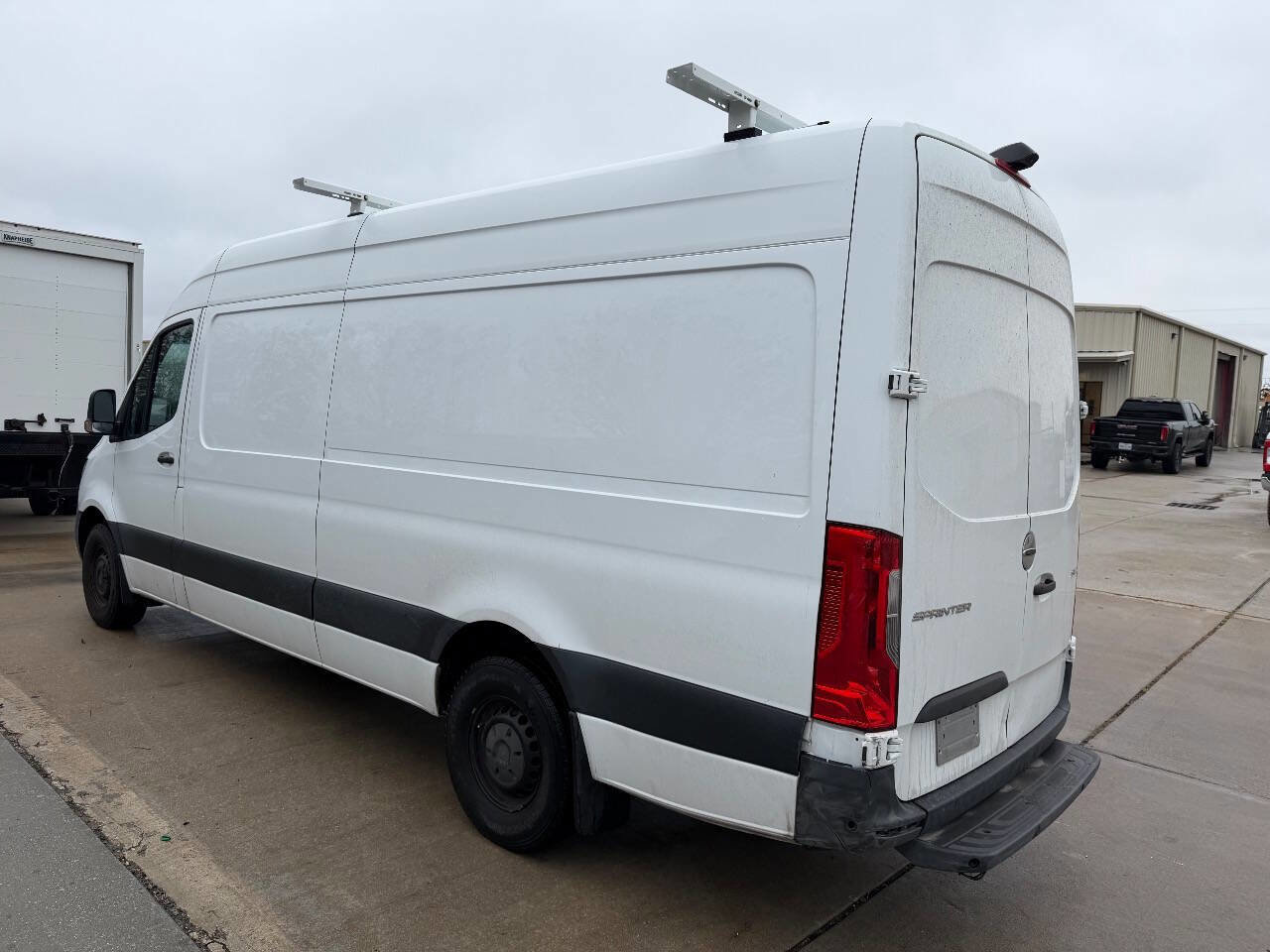 Used 2020 Freightliner Sprinter 2500 image 3