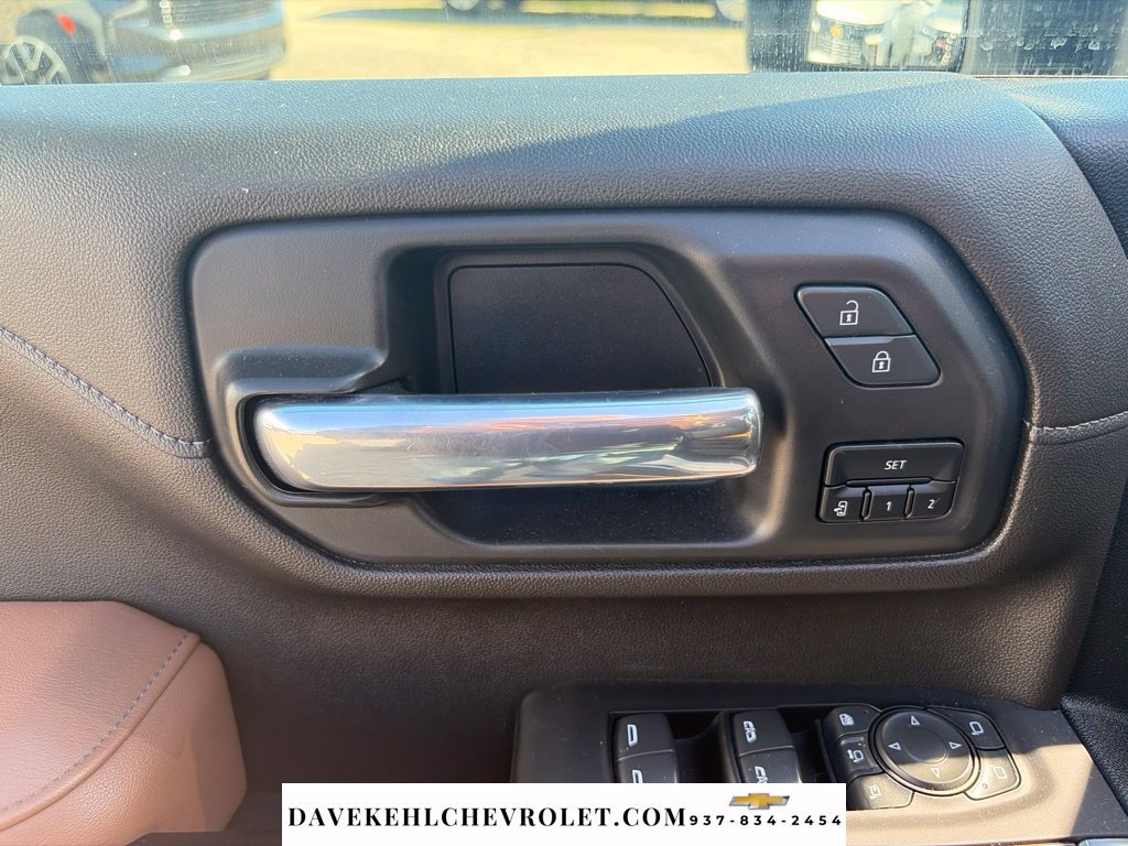 Used 2022 Chevrolet Silverado 3500 High Country AWD/4WD image 12