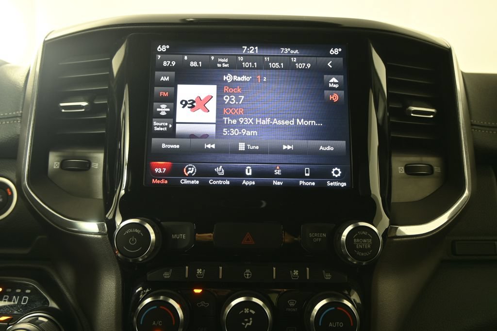 Used 2021 RAM 1500 Laramie w/ Sport Appearance Package AWD/4WD image 27