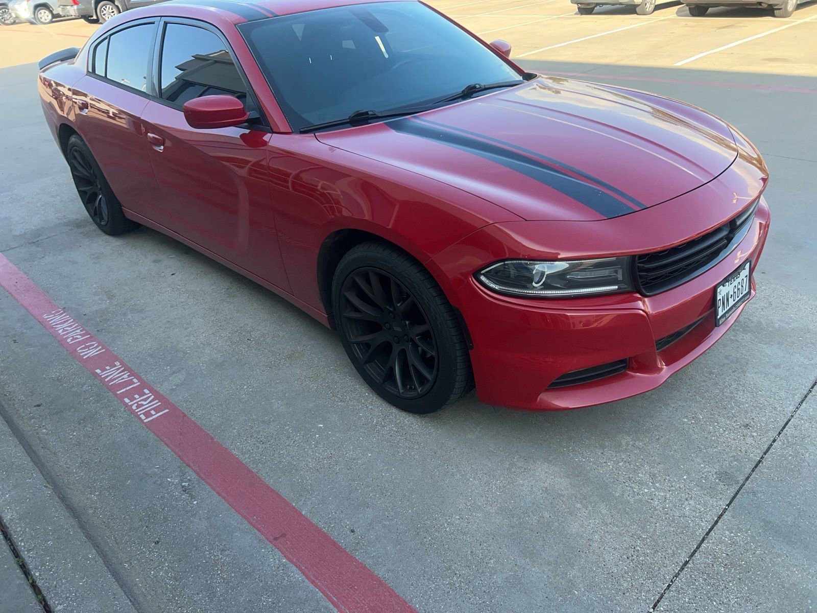 Used 2015 Dodge Charger SXT RWD image 4