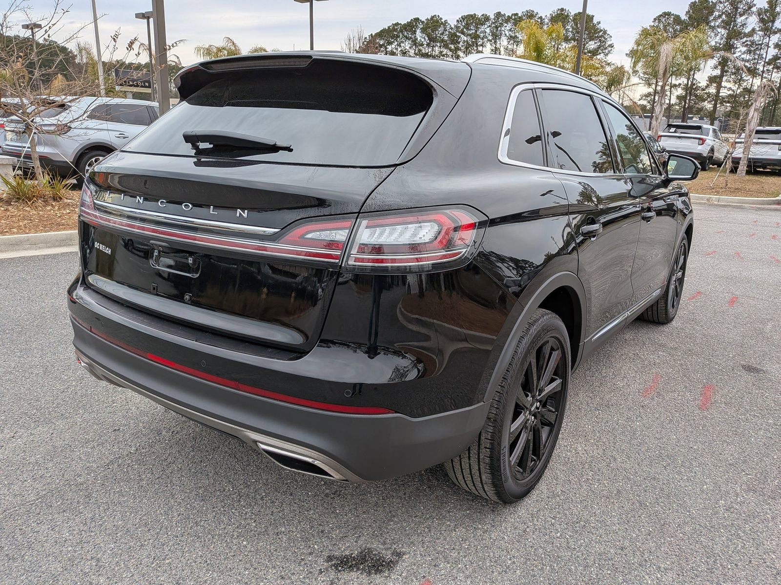 Certified 2023 Lincoln Nautilus Reserve w/ Monochromatic Package image 5