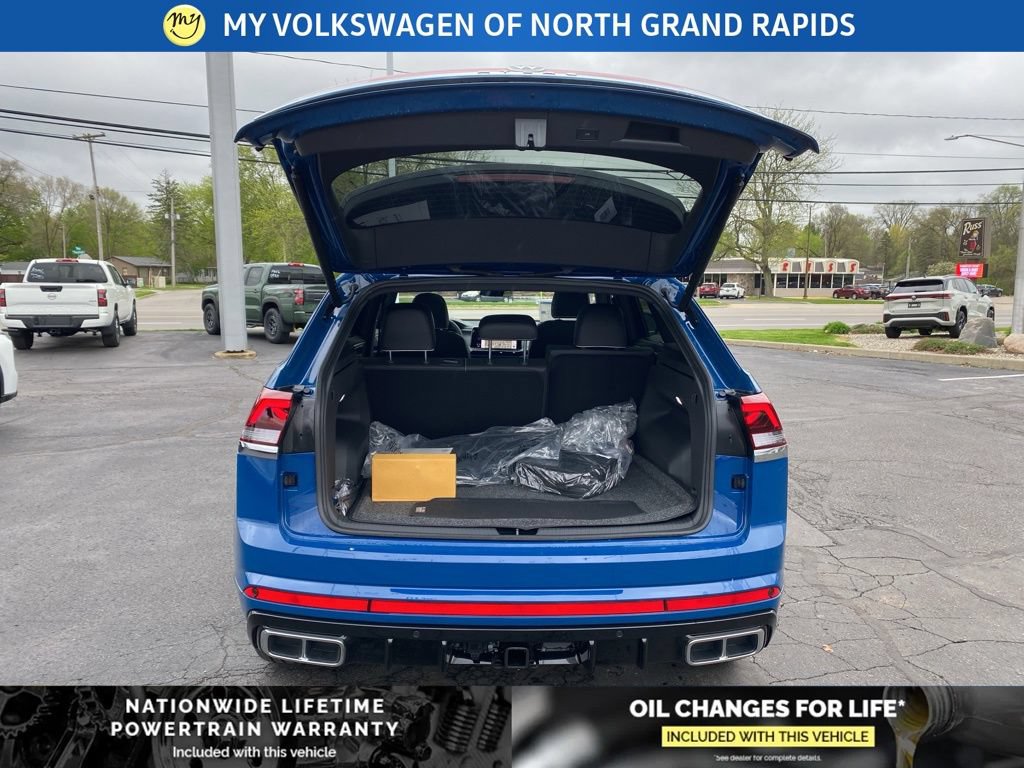 New 2026 Volkswagen Atlas Cross Sport SEL Premium R-Line AWD/4WD image 24