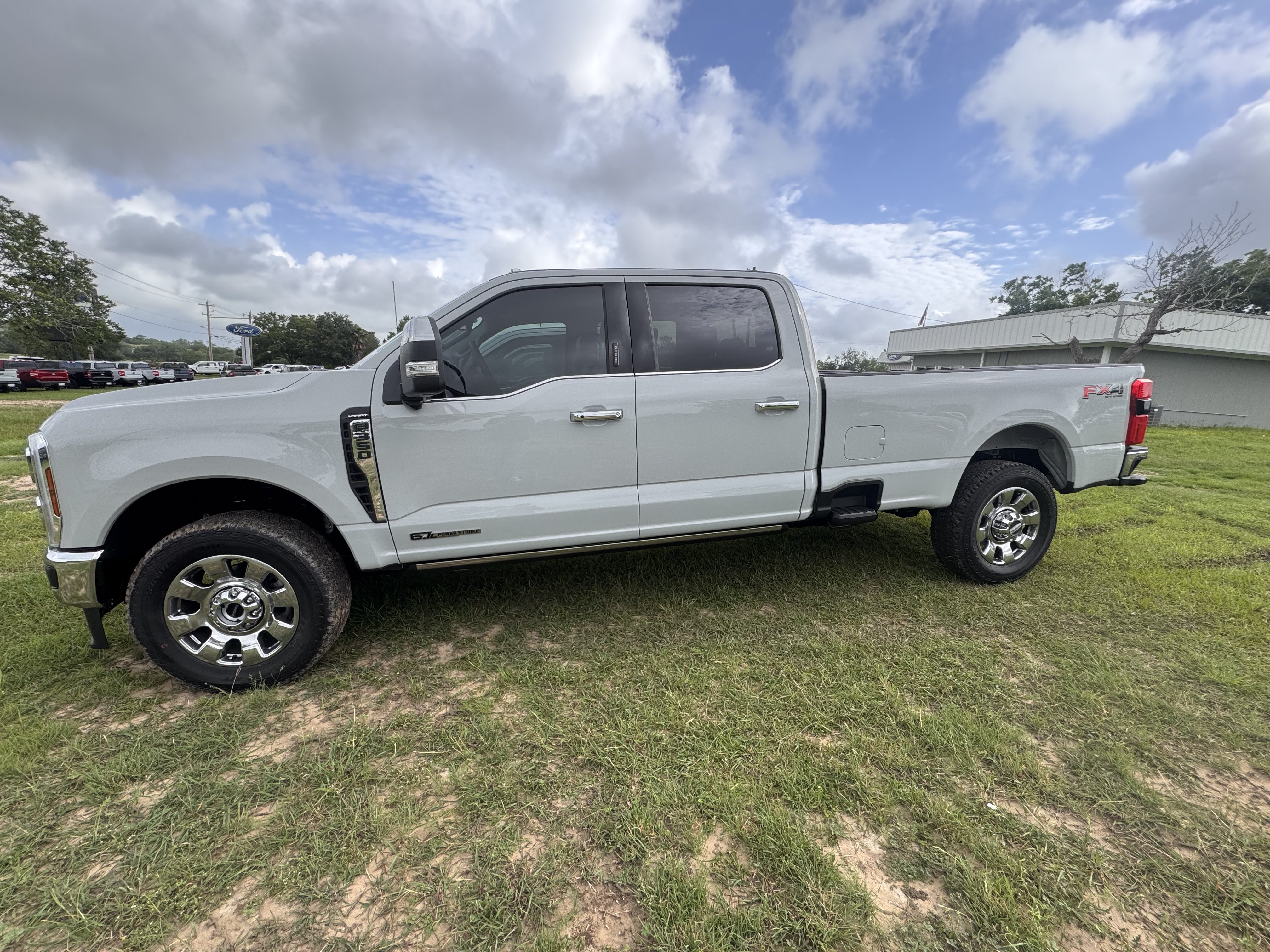 New 2026 Ford F350 Lariat w/ Lariat Ultimate Package AWD/4WD image 1