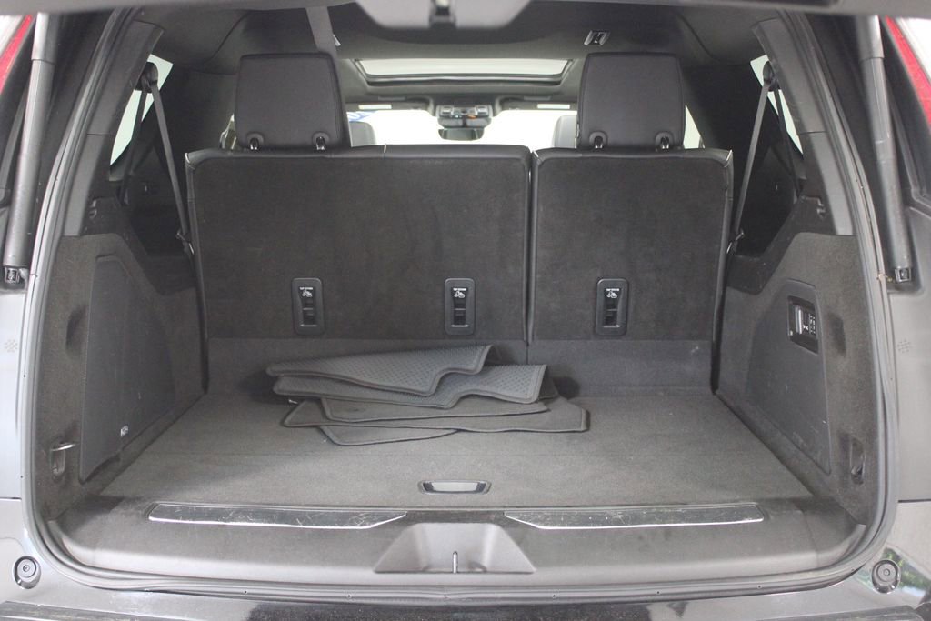 Used 2024 Cadillac Escalade ESV Sport RWD image 16