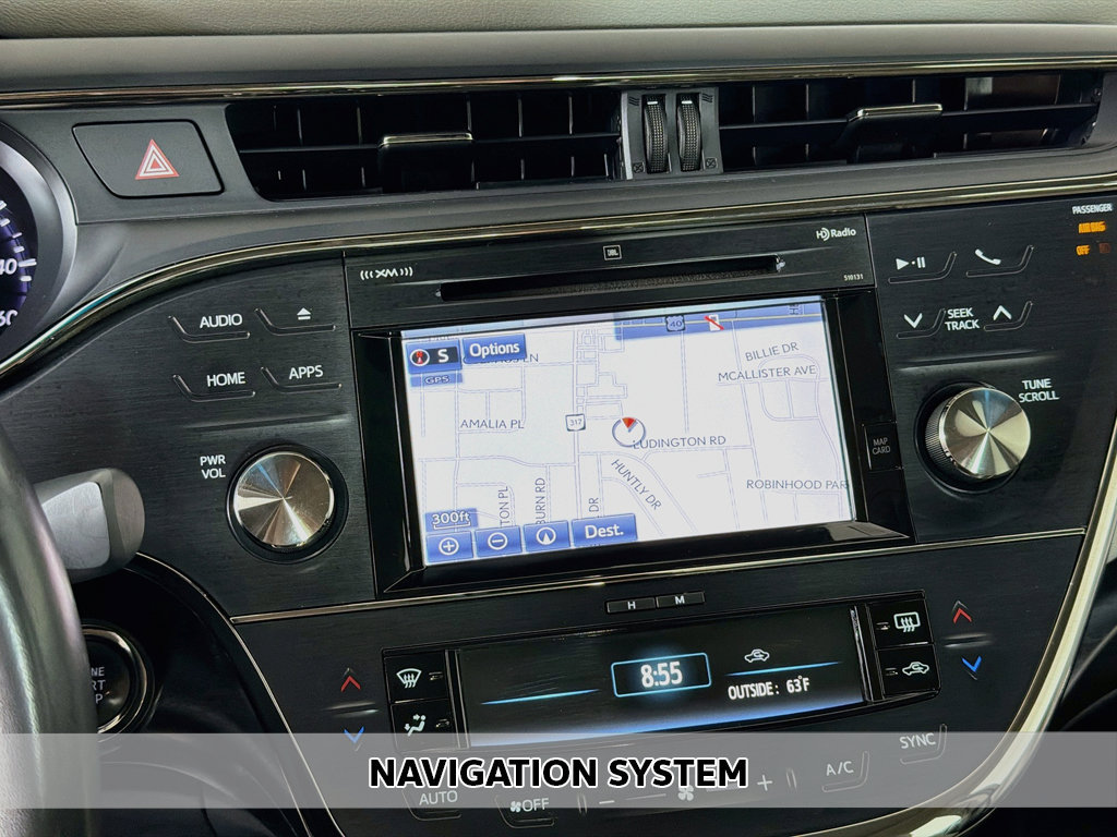 Used 2018 Toyota Avalon Limited w/ All Weather Liner Package FWD image 3