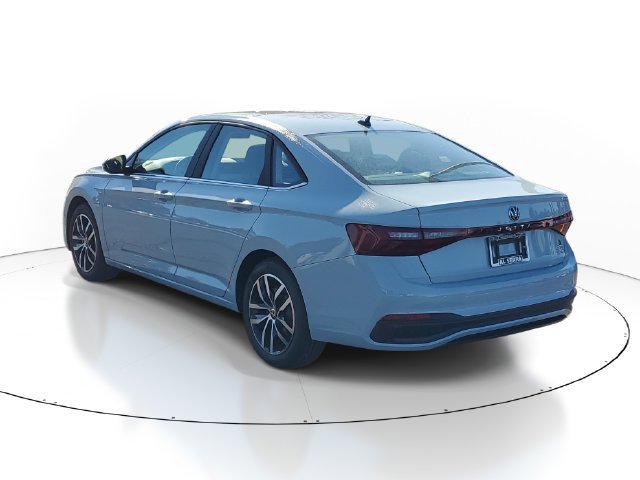 New 2027 Volkswagen Jetta SE FWD image 3