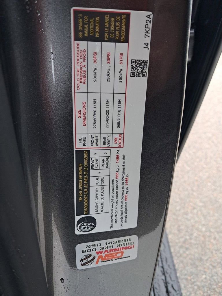 New 2025 Nissan Armada SL w/ Captain's Chari Seat Package image 32