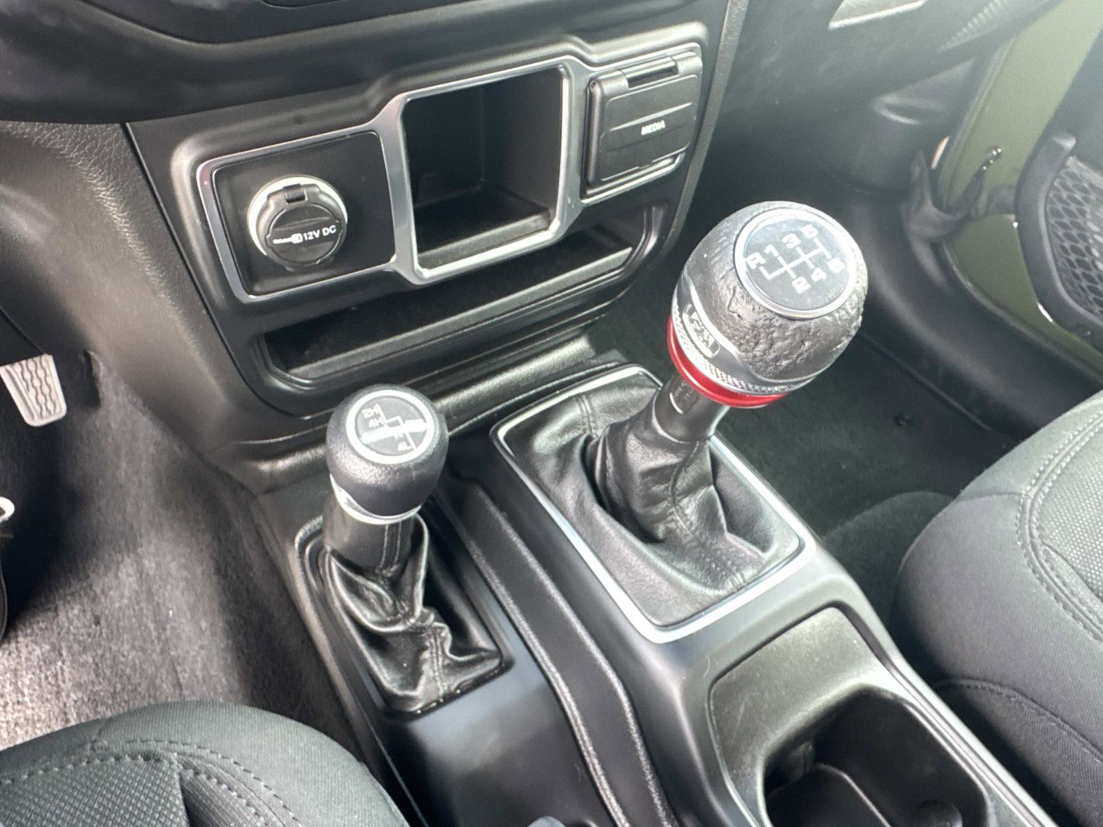 Used 2021 Jeep Wrangler Unlimited Sport image 22