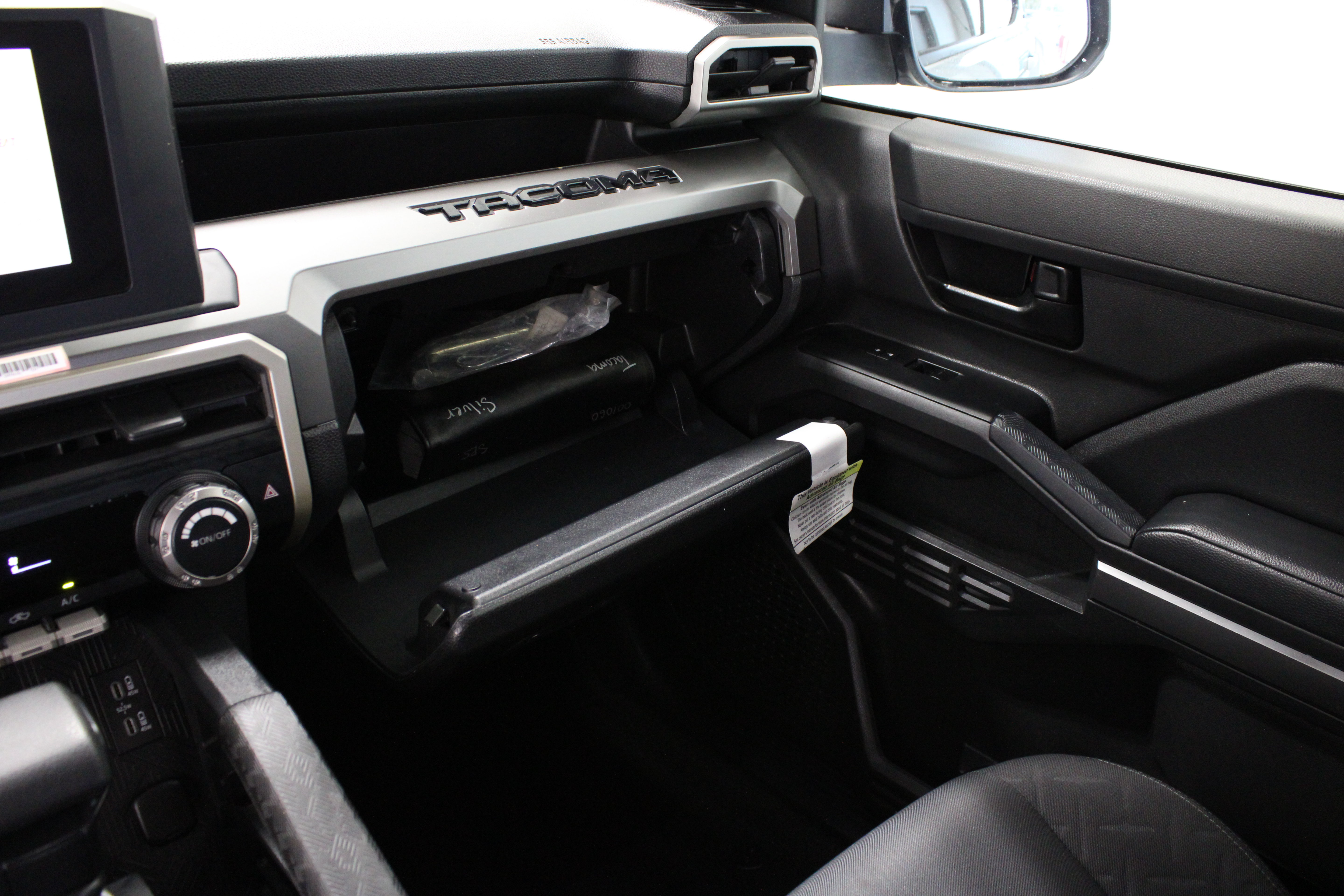 Used 2024 Toyota Tacoma SR5 RWD image 23