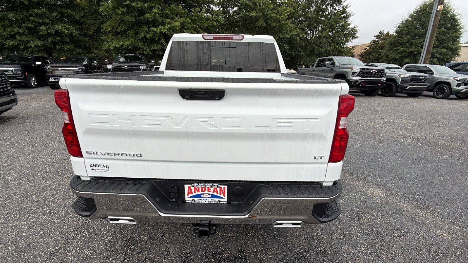 New 2026 Chevrolet Silverado 1500 LT w/ Z71 Off-Road Package AWD/4WD image 9