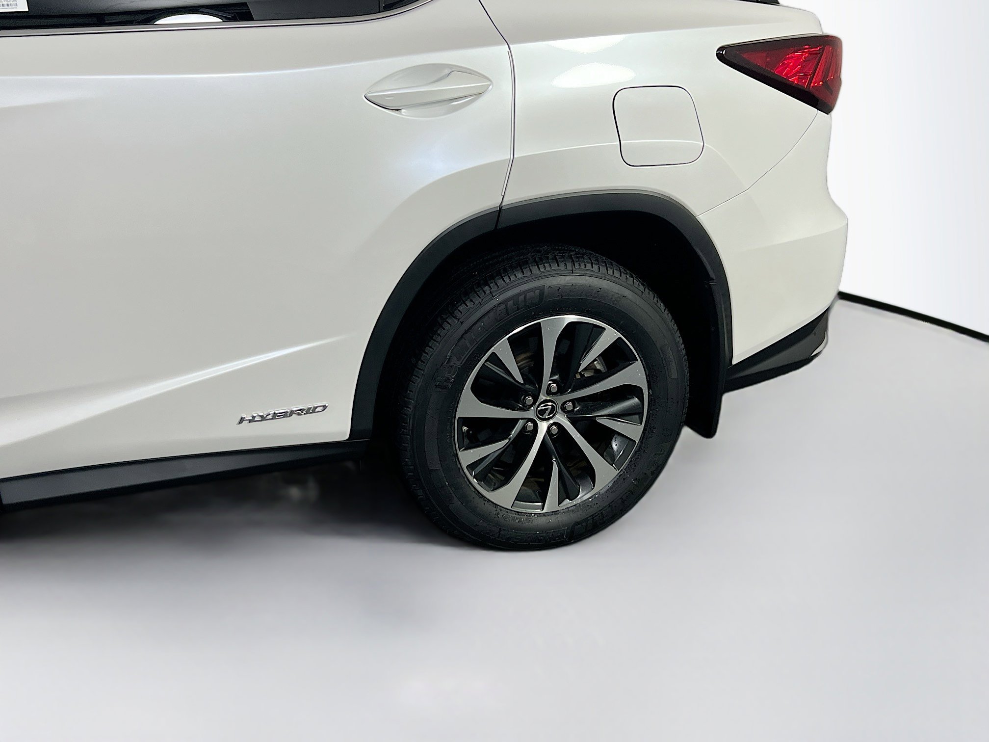 Used 2022 Lexus RX 450h AWD w/ Premium Package image 30