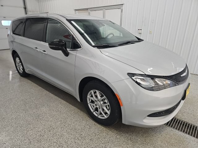 New 2026 Chrysler Voyager LX FWD image 6