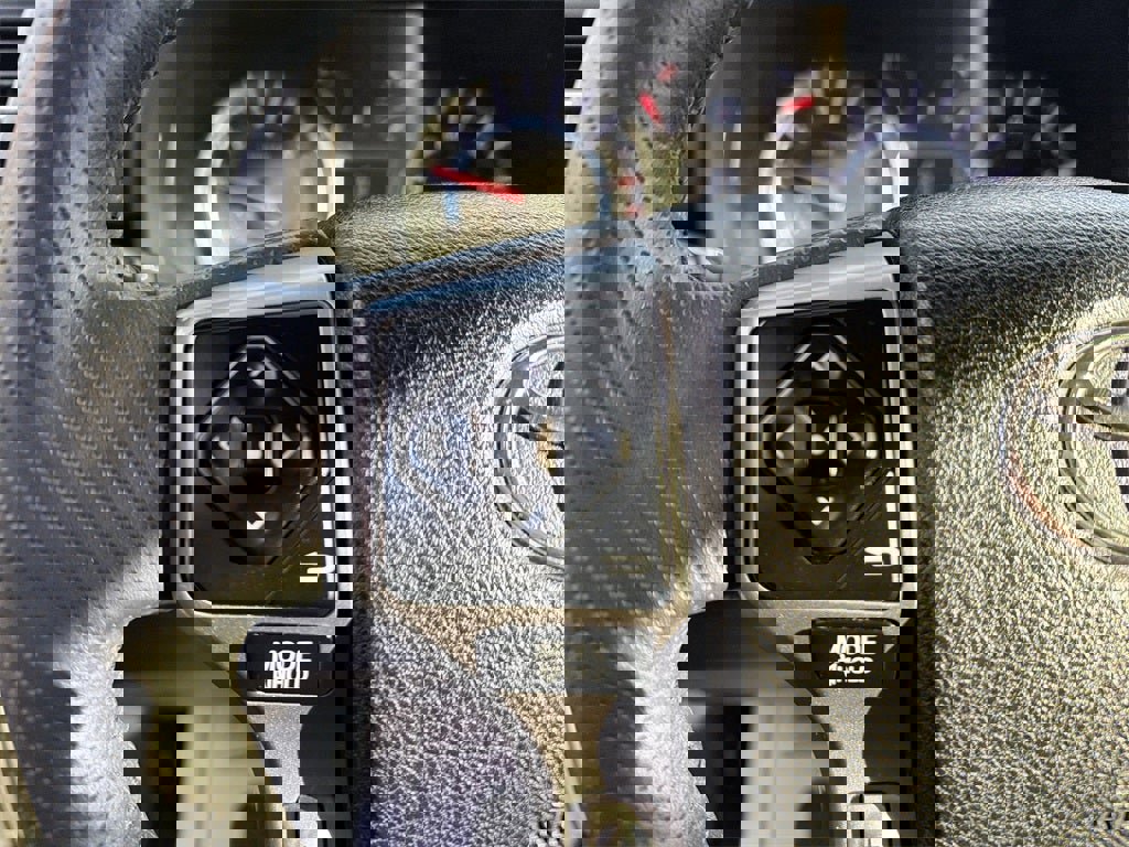 Used 2019 Toyota 4Runner SR5 image 19