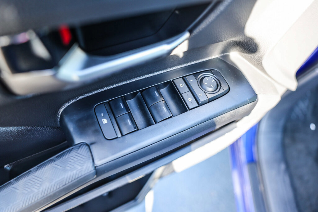 Certified 2025 Toyota Tacoma TRD Off-Road w/ TRD Off Road Upgrade Package image 12