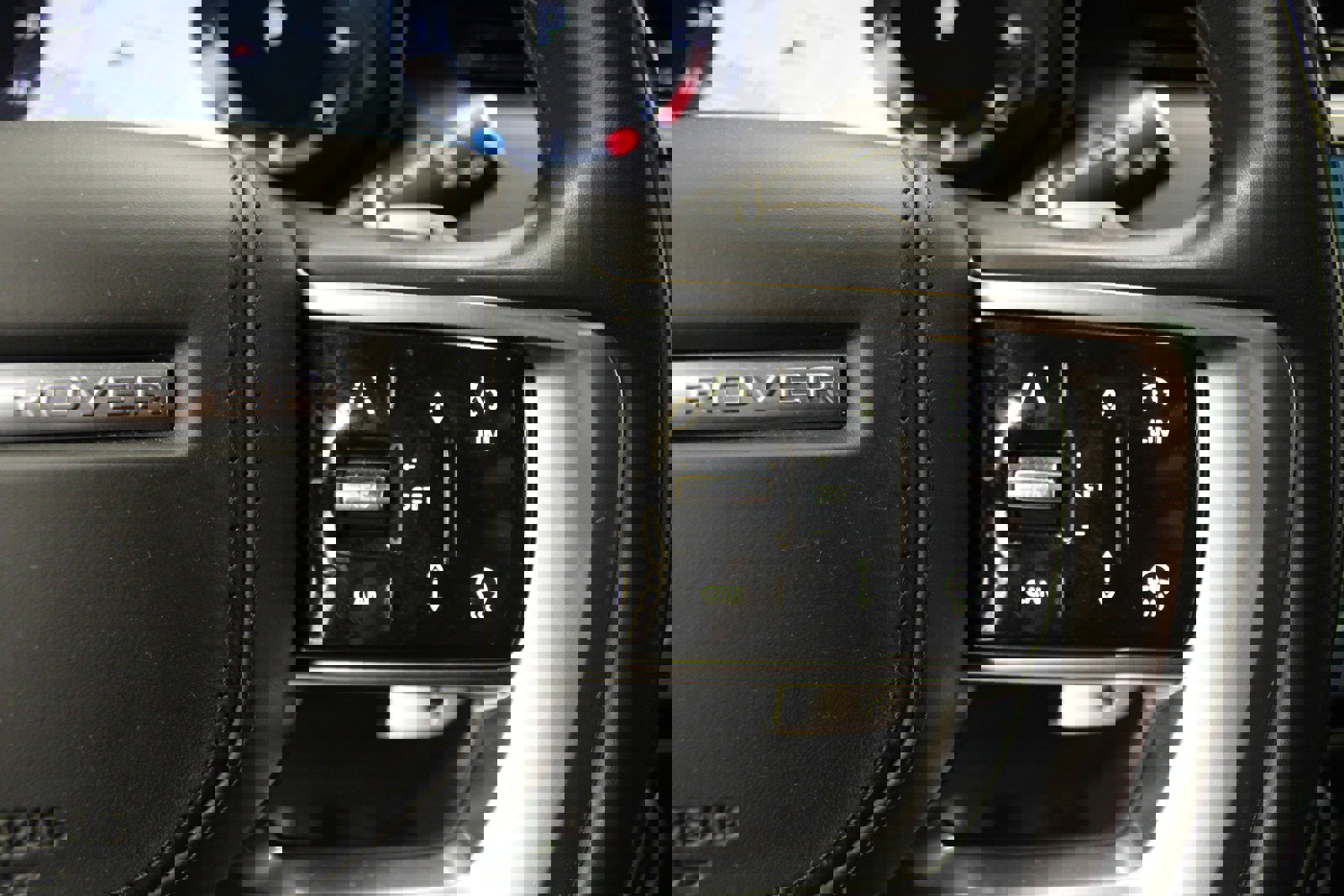 Used 2023 Land Rover Range Rover SE image 24